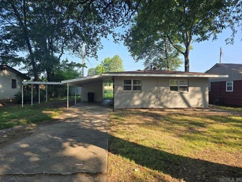 620 Neal St, Jacksonville, AR, 72076-3257 | Card Image