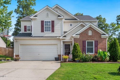 513 Birchtree Valley Ct, Fuquay Varina, NC, 27526-5824 | Card Image