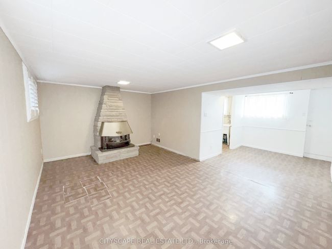 271 Cheltenham Rd, House other with 3 bedrooms, 1 bathrooms and 3 parking in Burlington ON | Image 31