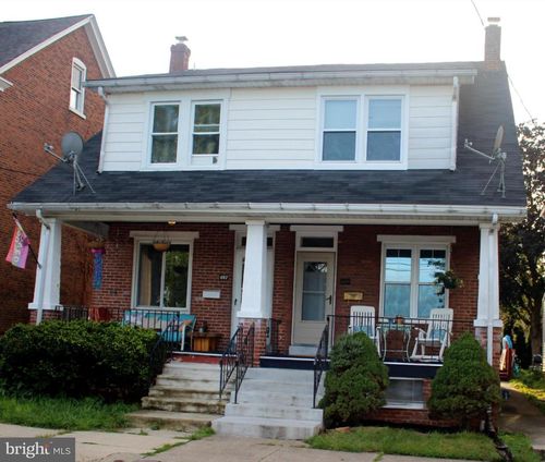 409 N York St, POTTSTOWN, PA, 19464-5253 | Card Image