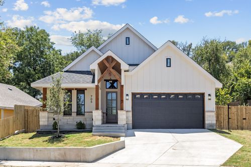 705 Cliff St, Fort Worth, TX, 76164-7035 | Card Image
