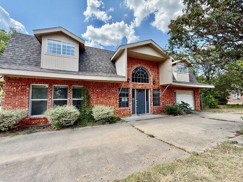 312 S Mockingbird Ln, Keene, TX, 76059-1931 | Card Image