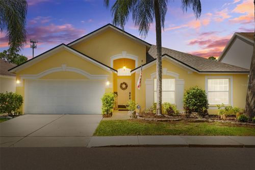 8820 Cypress Hammock Dr, TAMPA, FL, 33614-8100 | Card Image