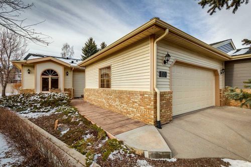 140 Shawnee Rise Sw, Calgary, AB, T2Y2S3 | Card Image