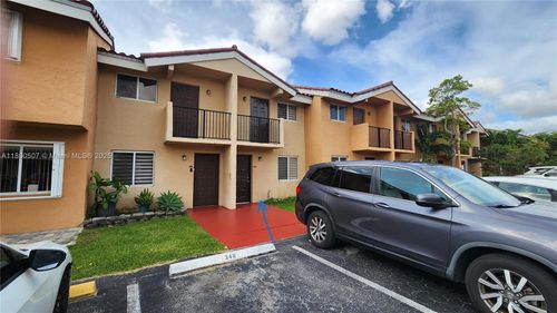 apt-238-8252 Nw 6th Ter, Miami, FL, 33126-3976 | Card Image