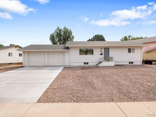 64 Radcliff Ln, Pueblo, CO, 81005-1938 | Card Image