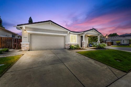 1977 Letterkenny Lane, Lincoln, CA, 95648 | Card Image