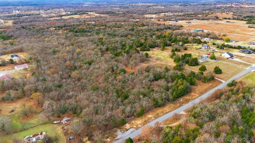 0001 N Country Pl, Ada, OK, 74820 | Card Image