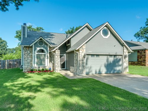 12006 Forest Pl, Jenks, OK, 74037-4246 | Card Image