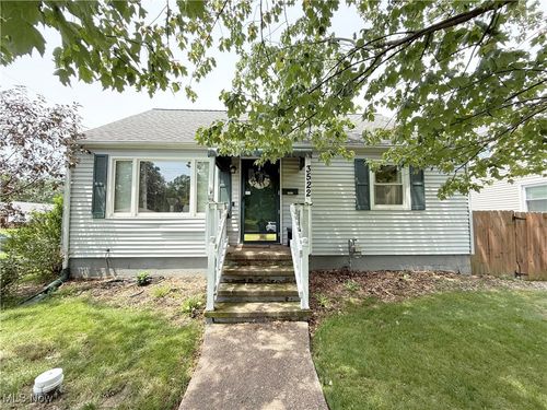 3522 Oakdale Ave Avenue, Lorain, OH, 44055 | Card Image