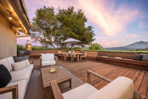 22 Tomahawk Drive, San Anselmo, CA, 94960 | Card Image