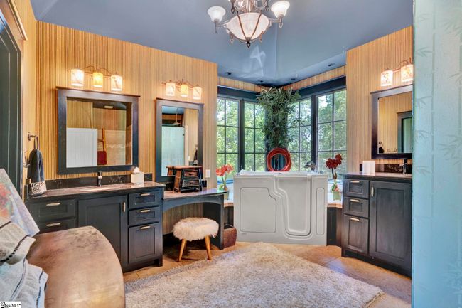 2 Sharptop Way, House other with 3 bedrooms, 4 bathrooms and 2 parking in Landrum SC | Image 18