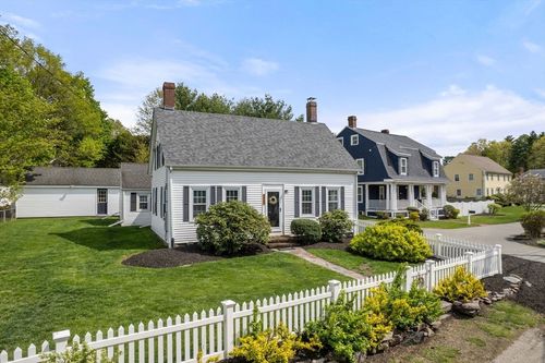 2067 Washington St, Canton, MA, 02021 | Card Image