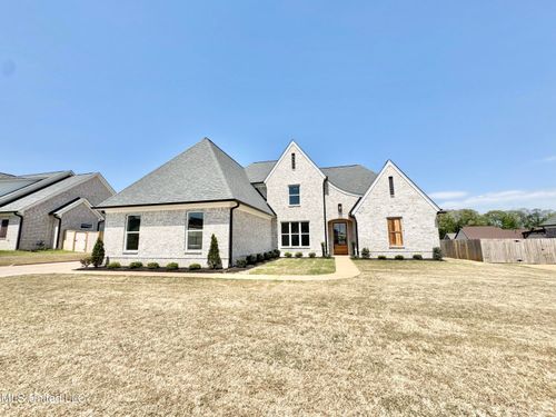 4276 Brooke Dr, Nesbit, MS, 38651-1100 | Card Image
