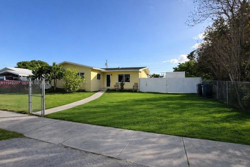 11930 Sw 187th Ter, Miami, FL, 33177-3208 | Card Image