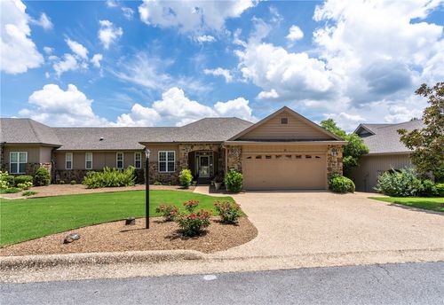 11 Tanyard Dr, Bella Vista, AR, 72715-8445 | Card Image
