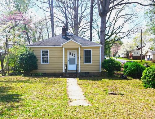 2700 Patria St, Winston-Salem, NC, 27127-4044 | Card Image