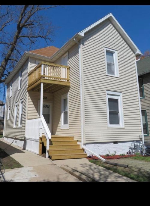 922 Racine St, RACINE, WI, 53403-1347 | Card Image