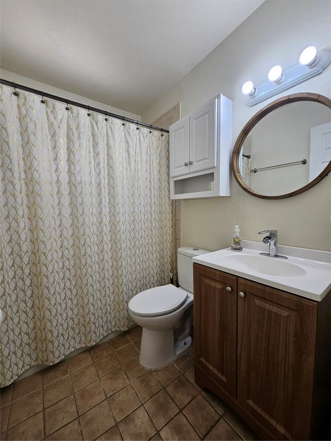 Full bath | Image 20