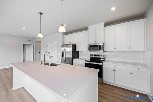 205-6725 Citory Way, Moseley, VA, 23120-1856 | Card Image