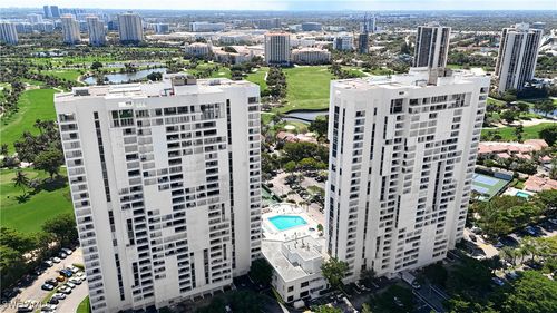 20225 Ne 34th Ct, MIAMI, FL, 33180-3317 | Card Image