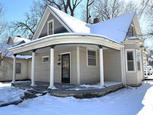 619 Fremont St, Manhattan, KS, 66502-5819 | Card Image