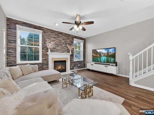 216 Stratford Dr, Nutley, NJ, 07110-3927 | Card Image