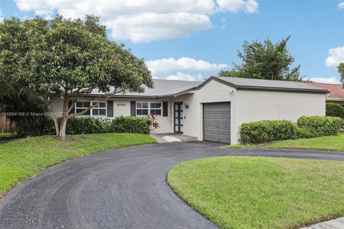 9360 Nw 33rd Mnr, Sunrise, FL, 33351-7117 | Card Image