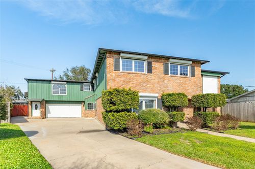 2610 Gerol Ct, Galveston, TX, 77551-1581 | Card Image