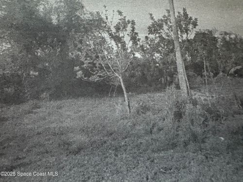 8615 95th Ave, Vero Beach, FL, 32967-3429 | Card Image