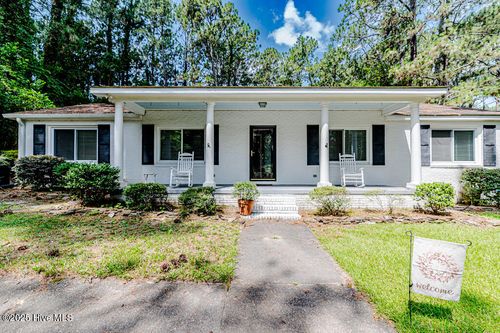 300 Midland Rd, Southern Pines, NC, 28387-3316 | Card Image