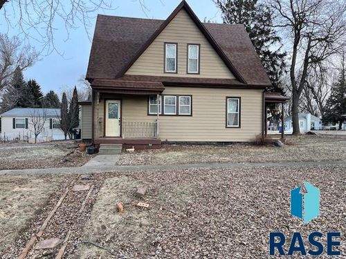 1101 Edgerly St, Larchwood, IA, 51241-7810 | Card Image