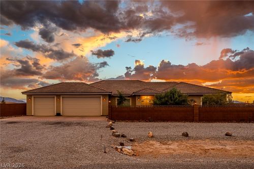 3660 Rebel Ave, Pahrump, NV, 89048-3719 | Card Image