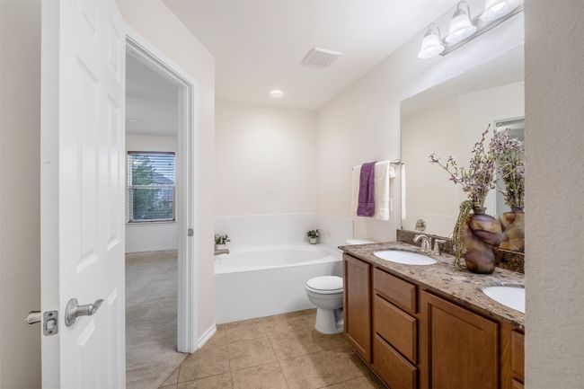8913 Winter Haven Rd, House other with 3 bedrooms, 3 bathrooms and 4 parking in Austin TX | Image 39