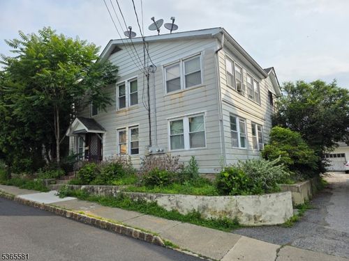 5 Washington St, Newton, NJ, 07860-2013 | Card Image
