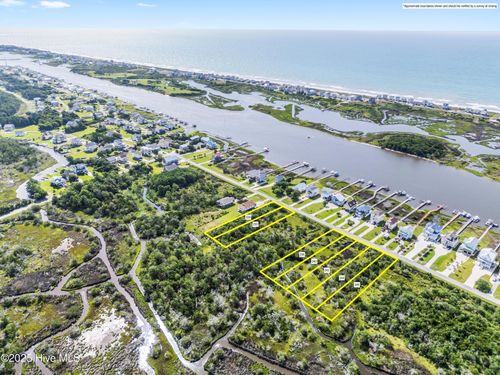 228 Waterway Dr, Sneads Ferry, NC, 28460-9610 | Card Image