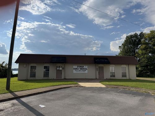 1406 Rainbow Dr, Gadsden, AL, 35901-5320 | Card Image