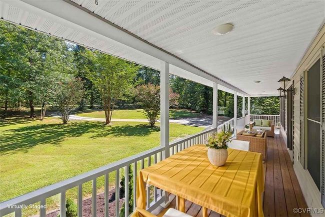 Front porch | Image 11