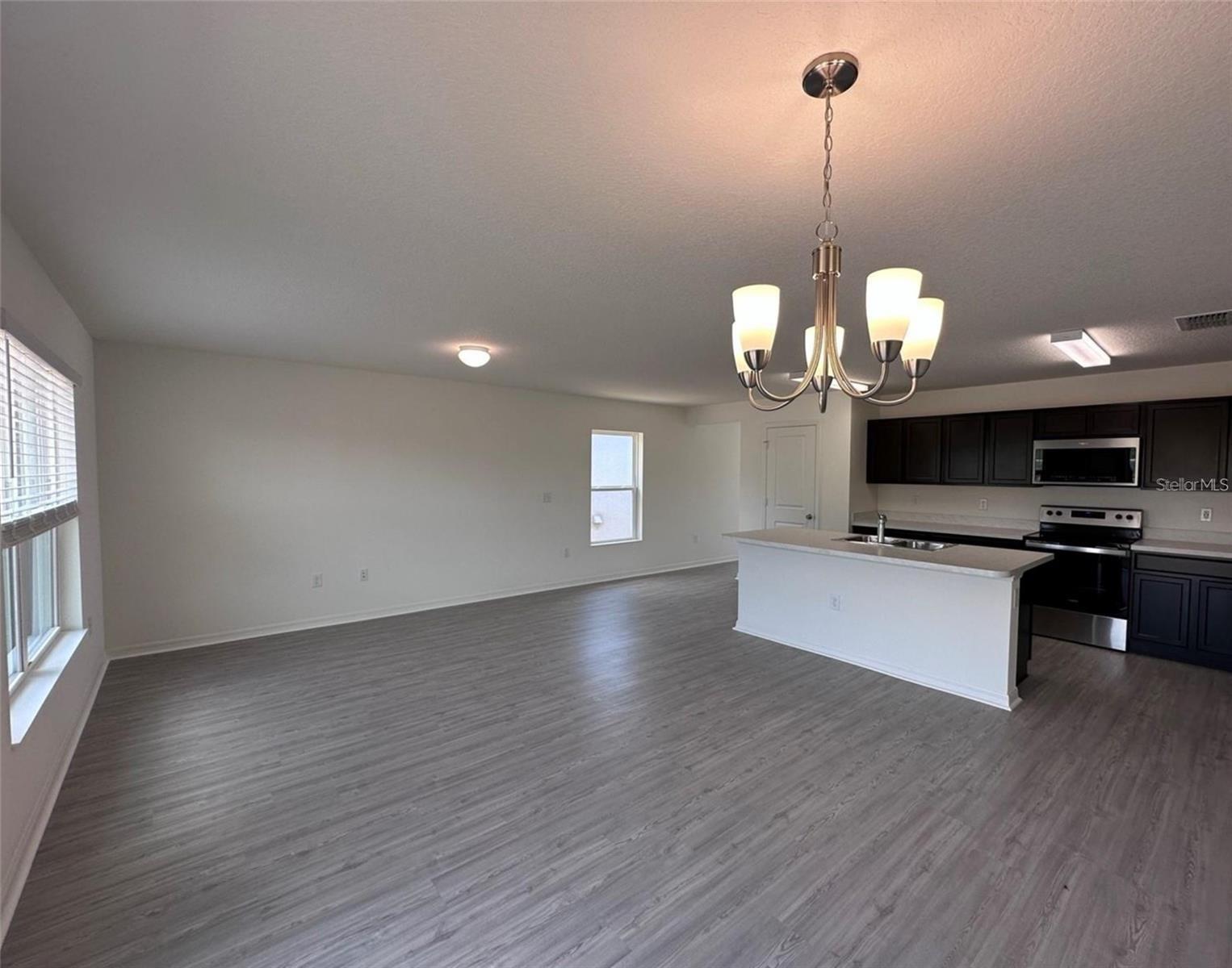Residential in DAVENPORT 3