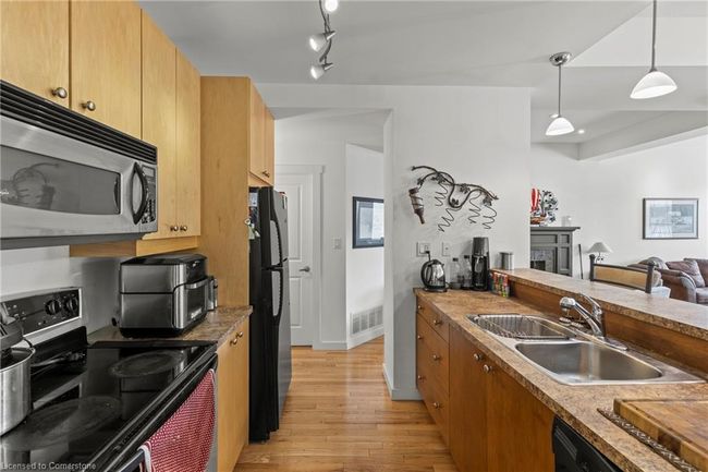 1 - 49 Ontario St, House attached with 1 bedrooms, 2 bathrooms and 1 parking in Grimsby ON | Image 12