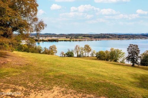 5136 Buckhead Trl, Knoxville, TN, 37919-8903 | Card Image