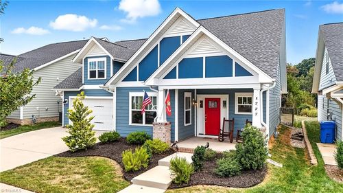 1777 Hickorycrest St, Kernersville, NC, 27284-4046 | Card Image