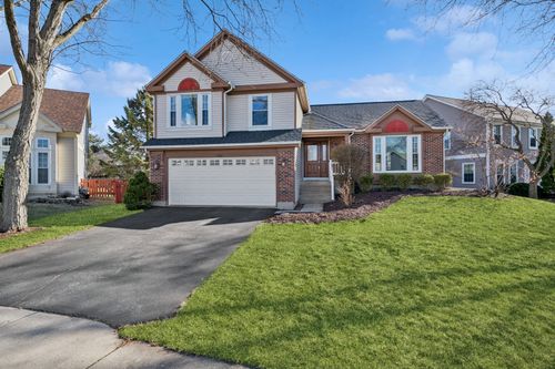 3585 Princeton Ave, Aurora, IL, 60504-6138 | Card Image
