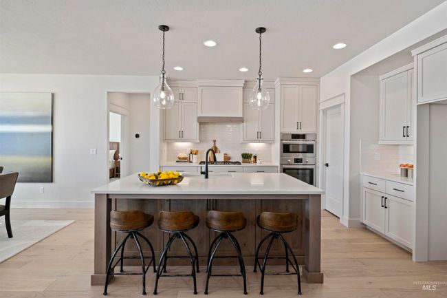 11361 S Saylis Way, House other with 3 bedrooms, 3 bathrooms and 3 parking in Kuna ID | Image 10