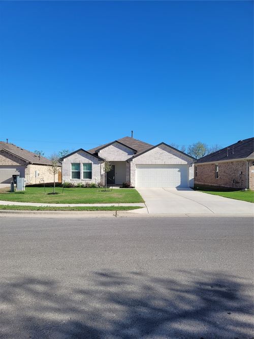 211 Callado Cir, San Marcos, TX, 78666-4573 | Card Image