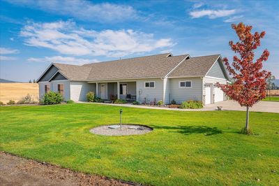 12615 S Dunn Rd, Home with 4 bedrooms, 3 bathrooms and null parking in Valleyford WA | Image 1