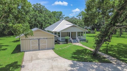cr442-14413 Susie Ln, Alvin, TX, 77511-7301 | Card Image