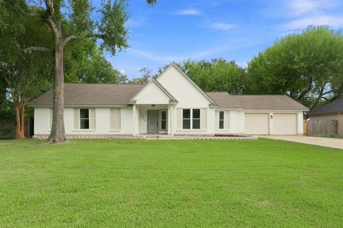 1512 Windsor Dr, Friendswood, TX, 77546-4797 | Card Image
