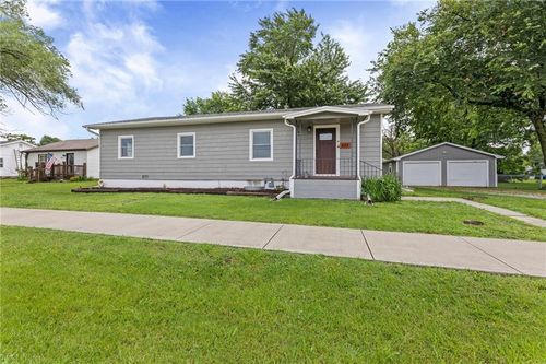 623 Walnut Street, Wellsville, KS, 66092 | Card Image