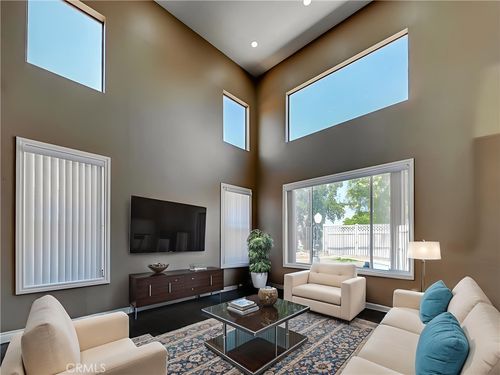 609 Raphael Dr, Corona, CA, 92882 | Card Image